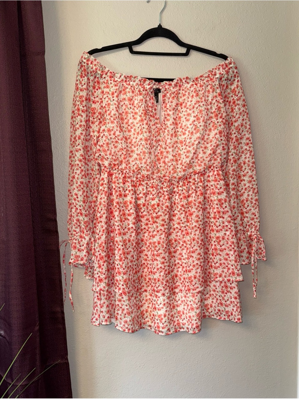#769 Rue 21 Floral Long Sleeve Ruffle Mini Dress Size Medium